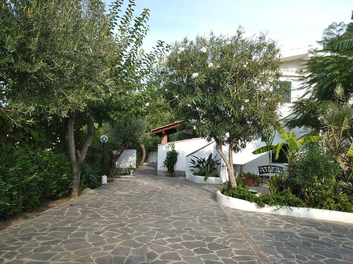 Aparthotel La Grazia Parghelia Exterior foto